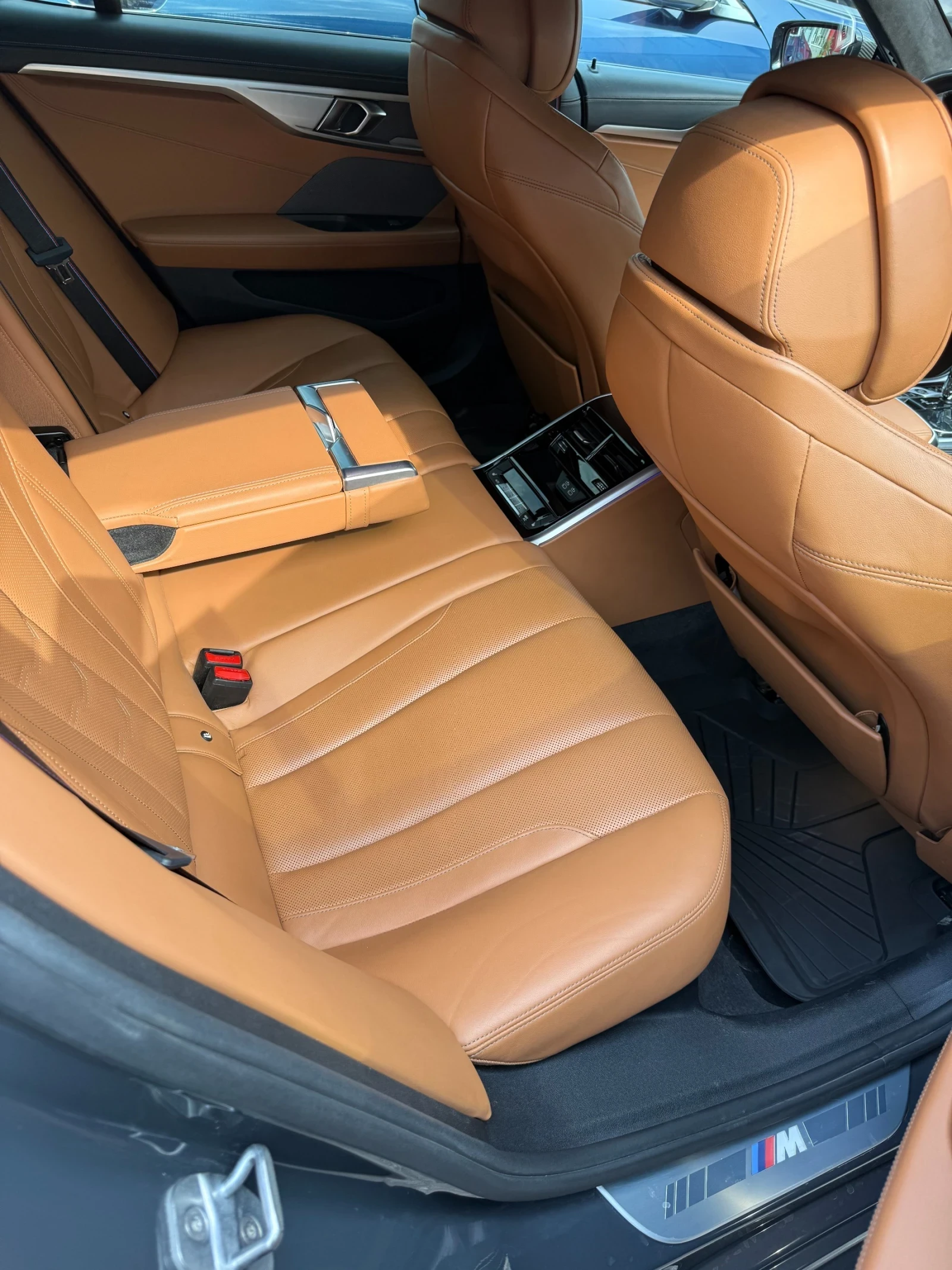 BMW 840 CARBON DISTRN LASER CRYSTL INDVDL 360 CMR, снимка 9 - Автомобили и джипове - 54455691