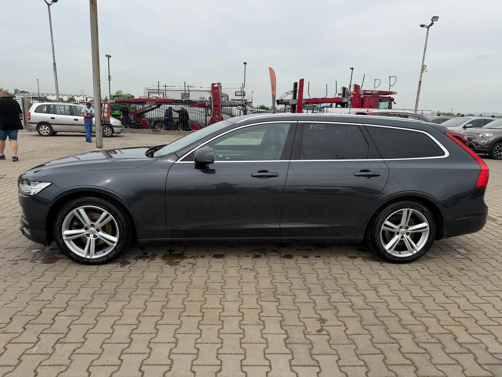 Volvo V90 2.0D4 AWD AVTOMAT/NAVI/KOJA/KAMERA EURO 6, снимка 9 - Автомобили и джипове - 54471677