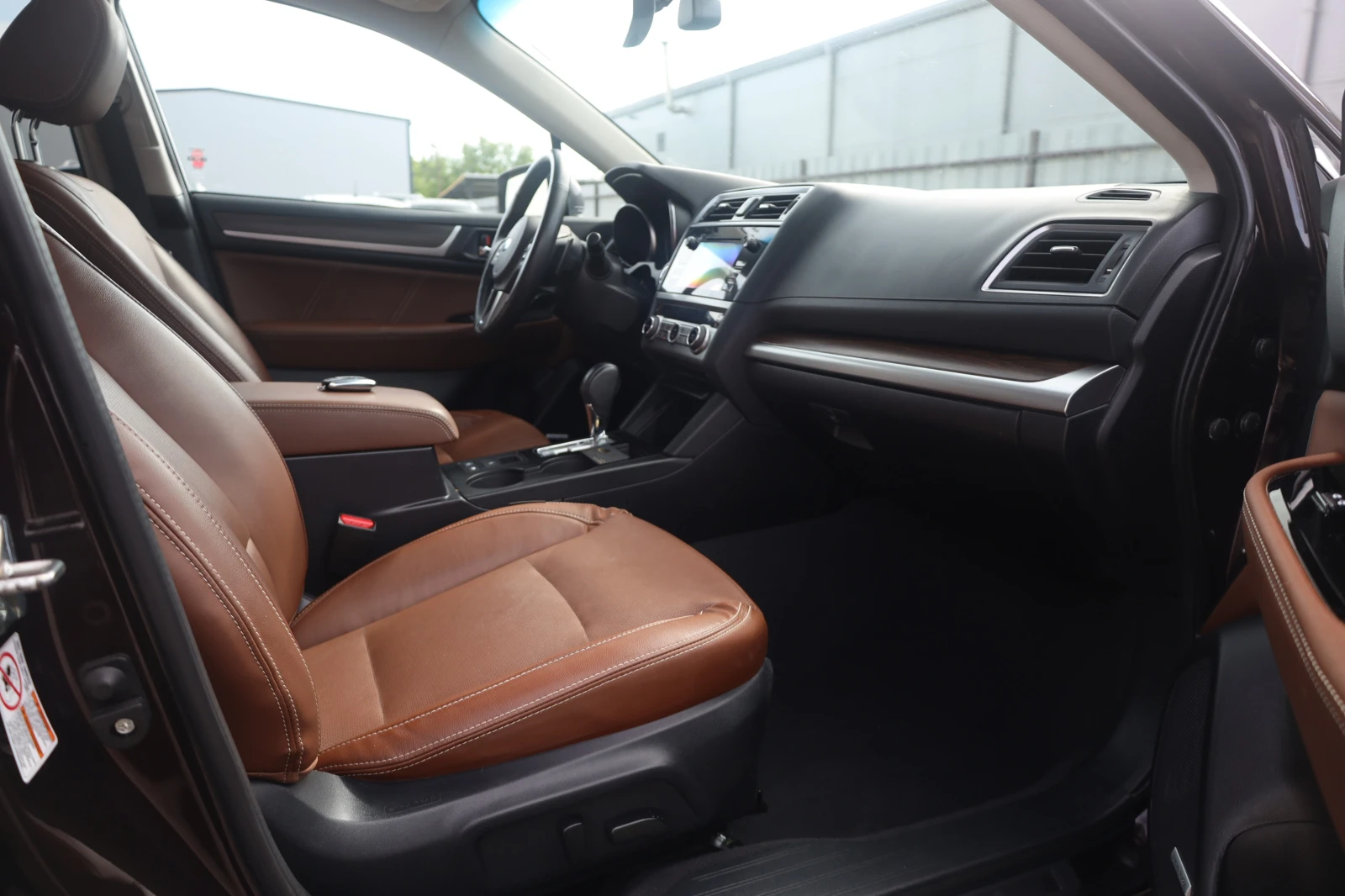 Subaru Outback 3.6R 4WD Distr Blind KeyGO HlK KAM 4xSzH Memory, снимка 7 - Автомобили и джипове - 54781441