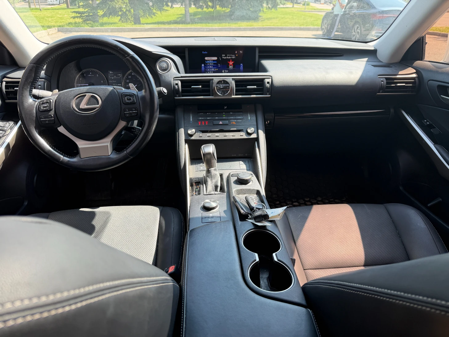 Lexus IS 300, снимка 9 - Автомобили и джипове - 54854335