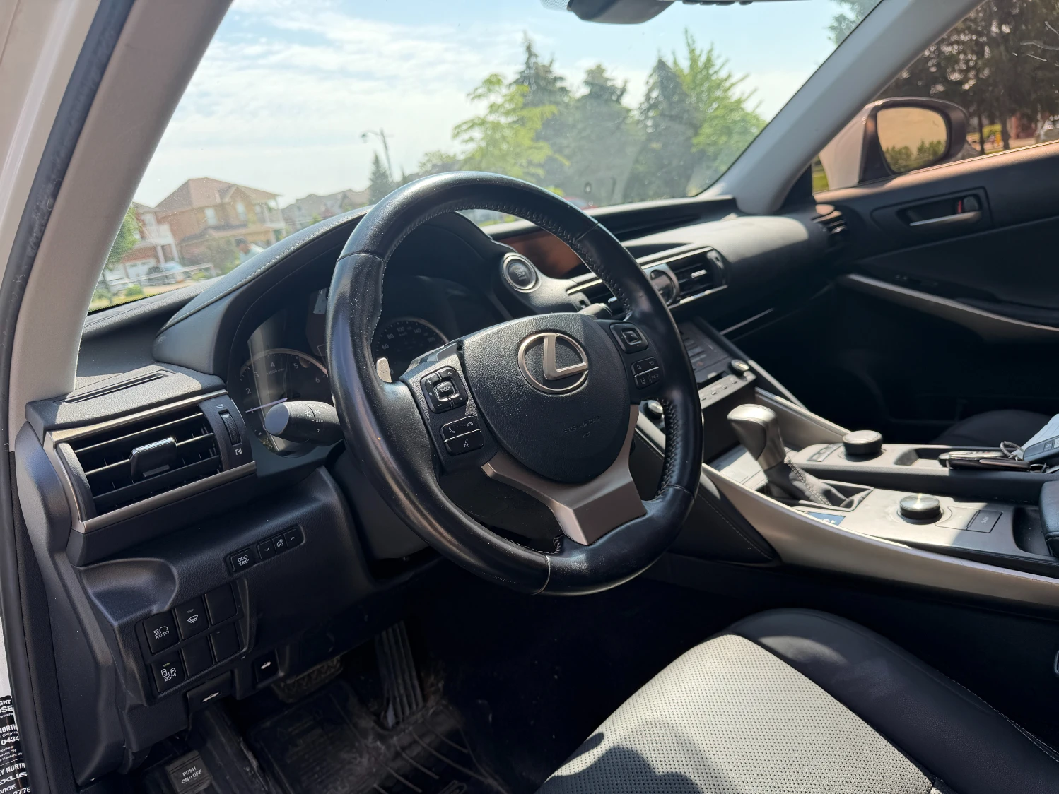 Lexus IS 300, снимка 7 - Автомобили и джипове - 54854335