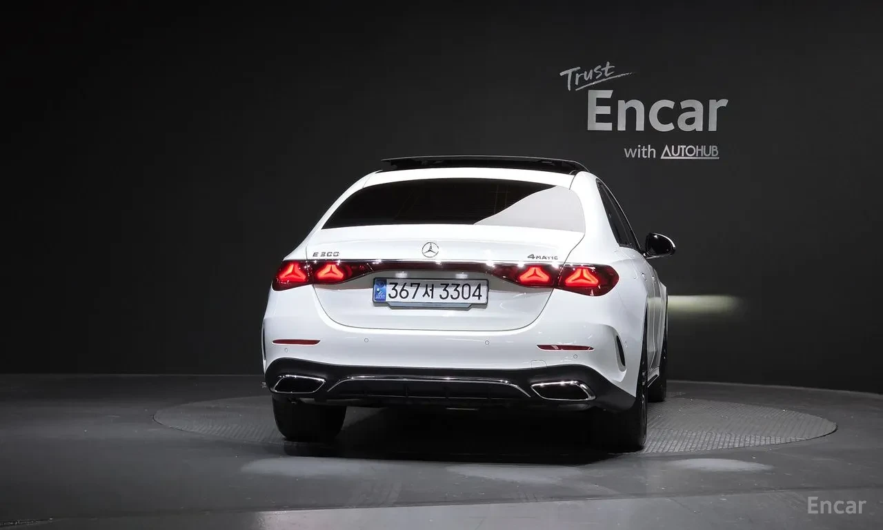 Mercedes-Benz E 300 AMG Line| 4MATIC| BURMESTER| MATRIX LED| , снимка 4 - Автомобили и джипове - 55008642