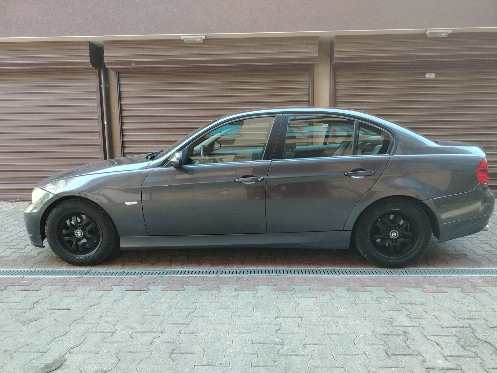 BMW 318 E90, снимка 3 - Автомобили и джипове - 55102635