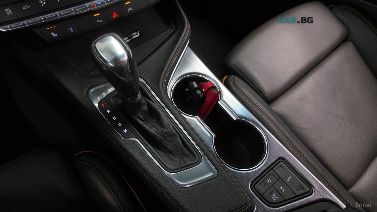 Cadillac CT6 * LED* ПАНО* KEYLESS* Camera* ПОДГРЕВ* , снимка 9 - Автомобили и джипове - 55133890