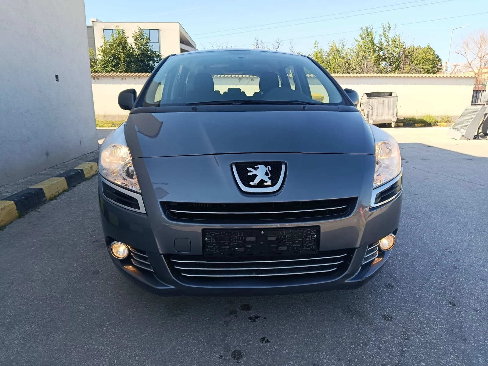 Peugeot 5008 1.6HDI 112k 5 места Ръчка, снимка 8 - Автомобили и джипове - 55504652