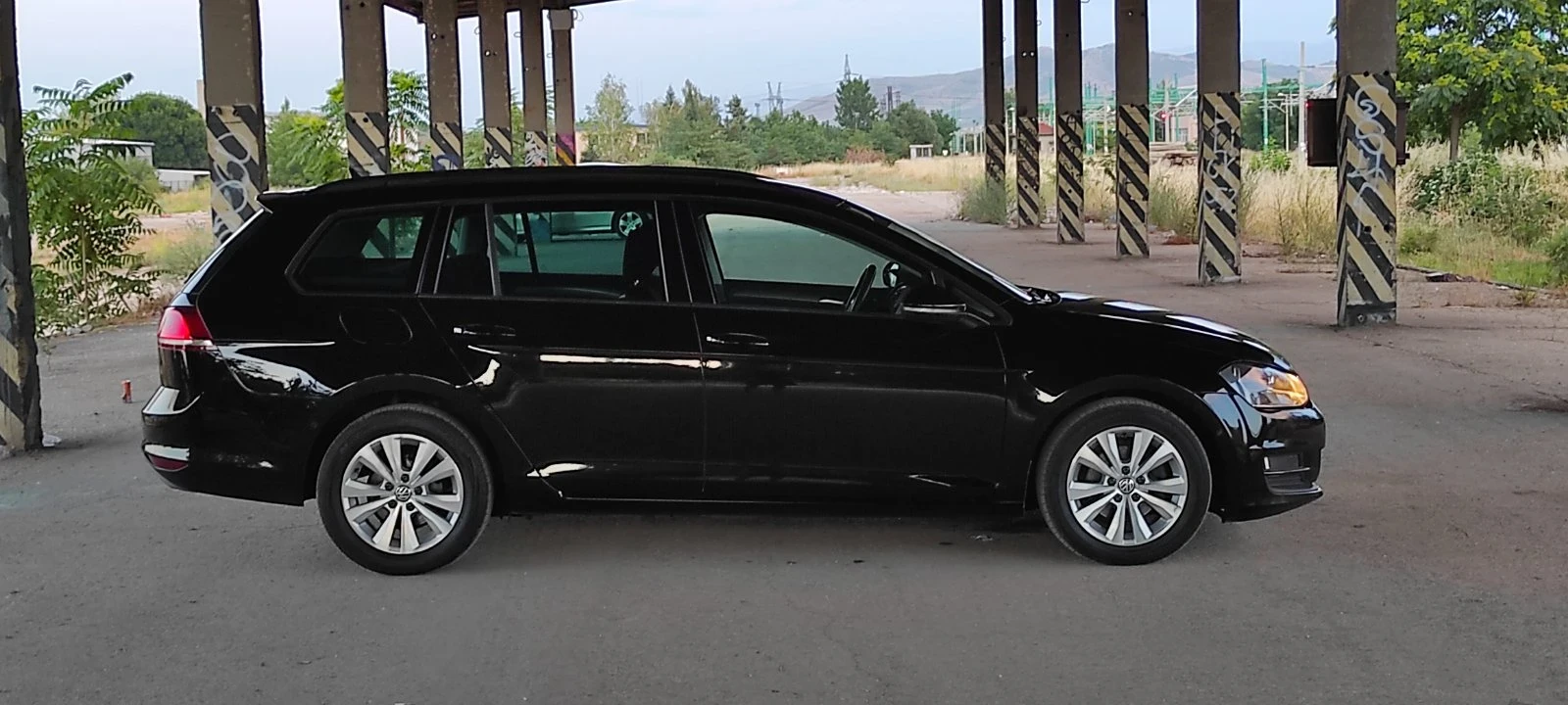 VW Golf 1.6 TDI Germany, снимка 7 - Автомобили и джипове - 55606586