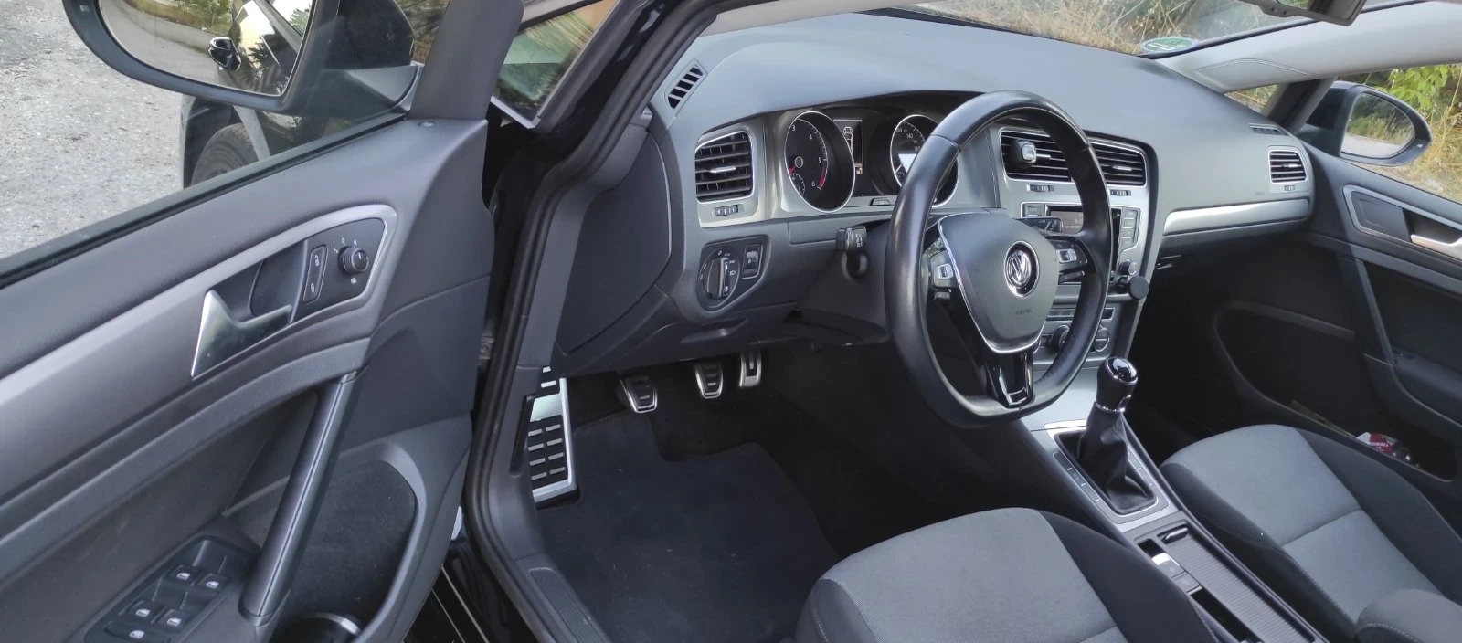 VW Golf 1.6 TDI Germany, снимка 10 - Автомобили и джипове - 55606586
