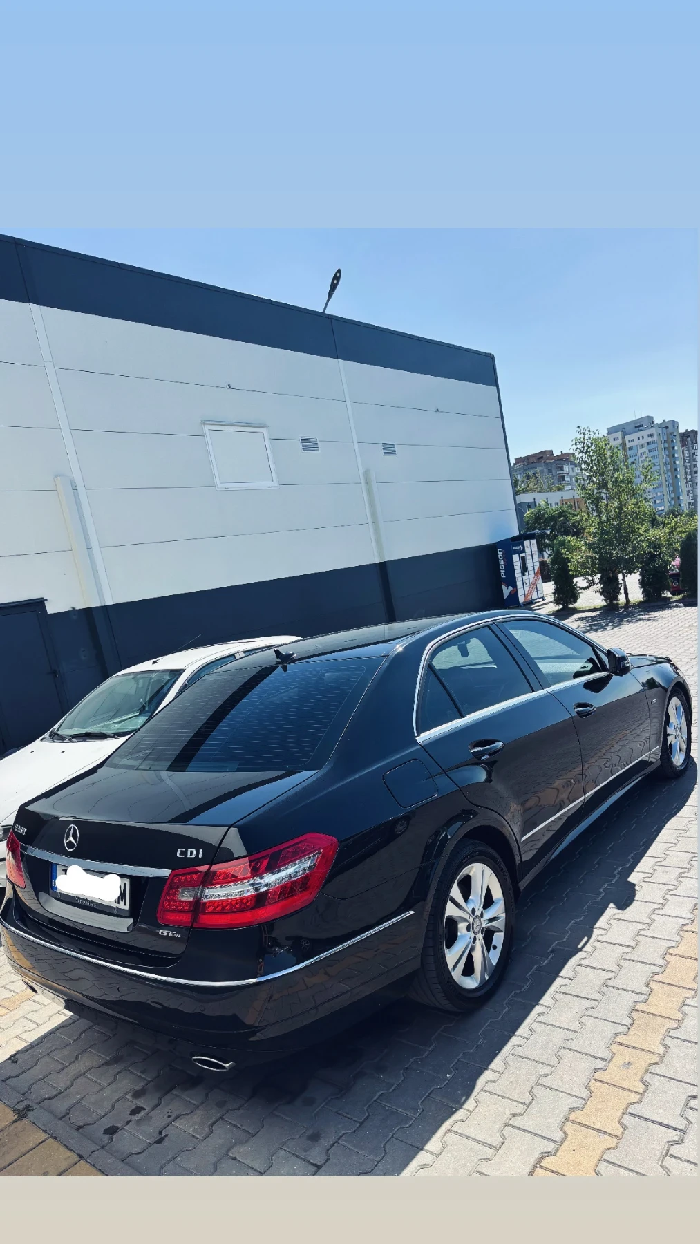 Mercedes-Benz E 350, снимка 4 - Автомобили и джипове - 55969280