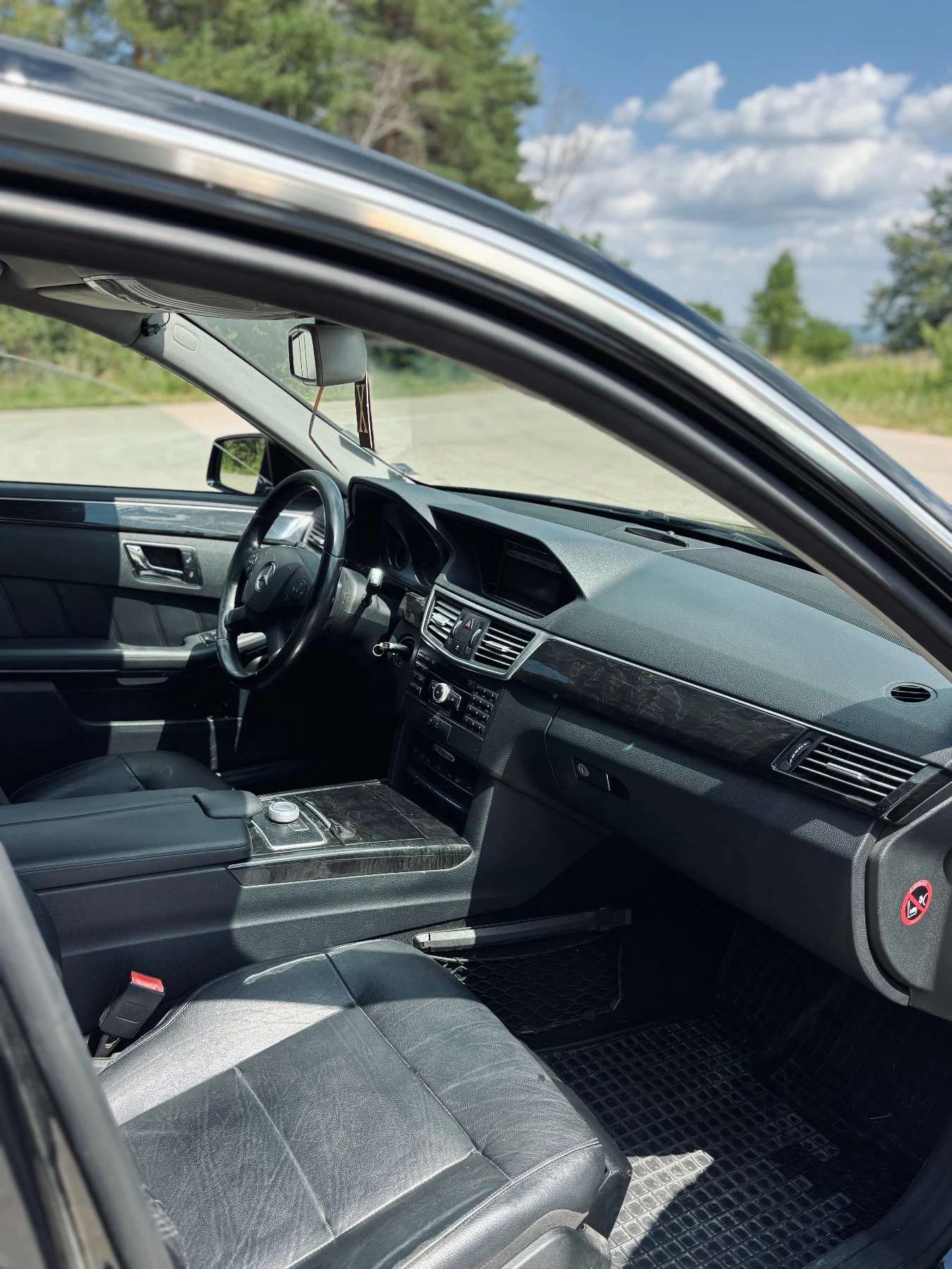 Mercedes-Benz E 350, снимка 9 - Автомобили и джипове - 55969280