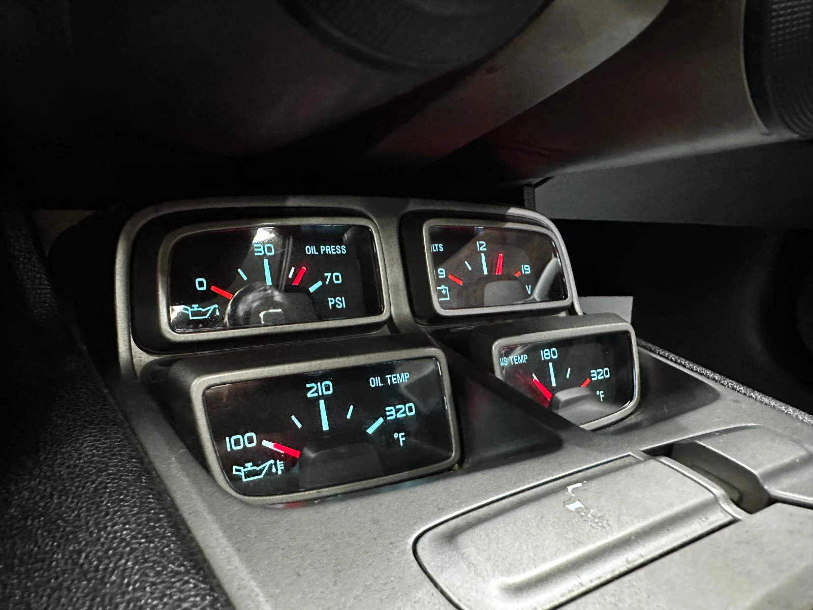 Chevrolet Camaro 3.6i 324 к.с. , снимка 12 - Автомобили и джипове - 56369350