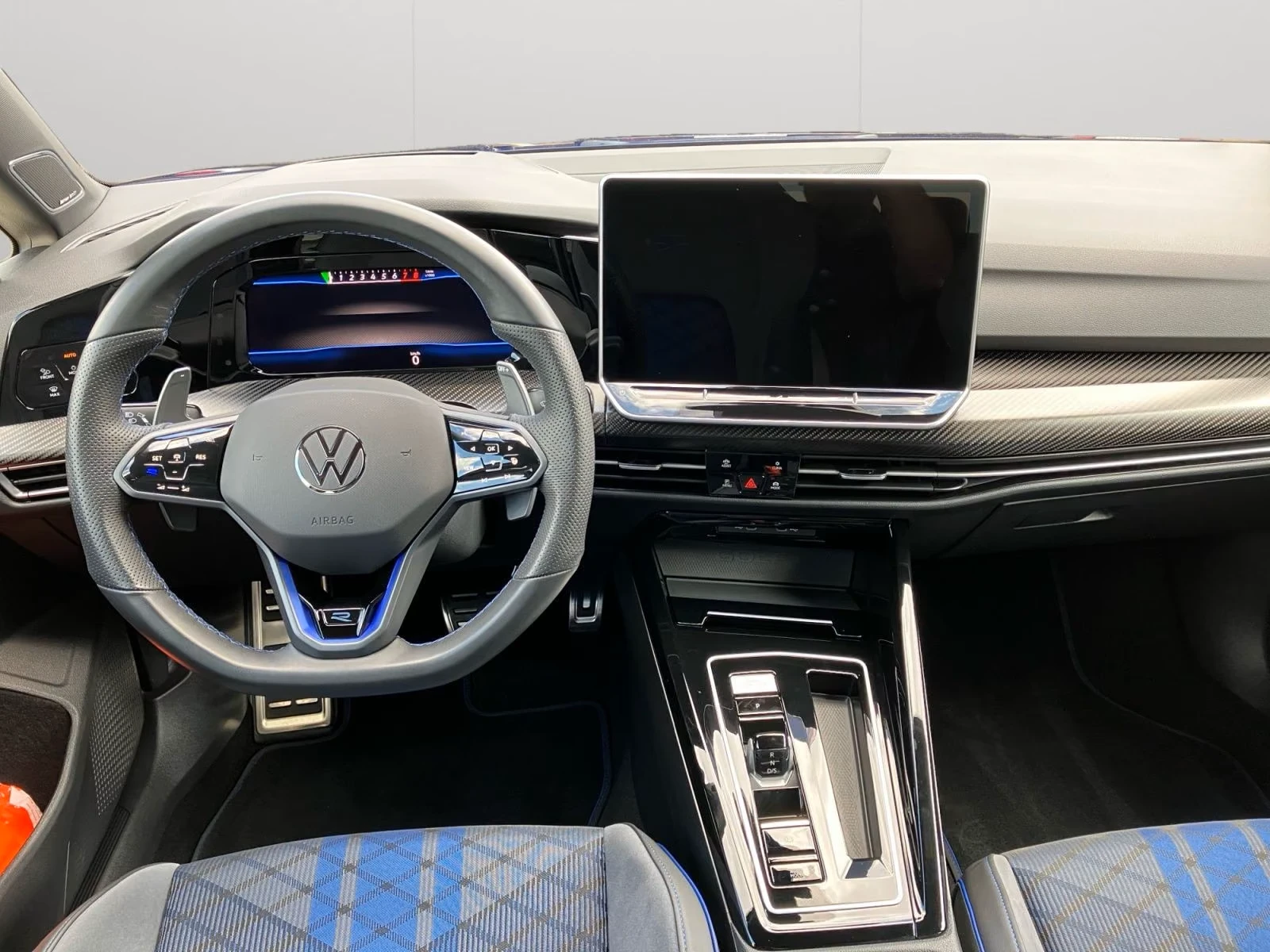 VW Golf R* AKRAPOVIC* H&K* HEAD-UP* CAM* DISTR*  | Mobile.bg � ����������� 6