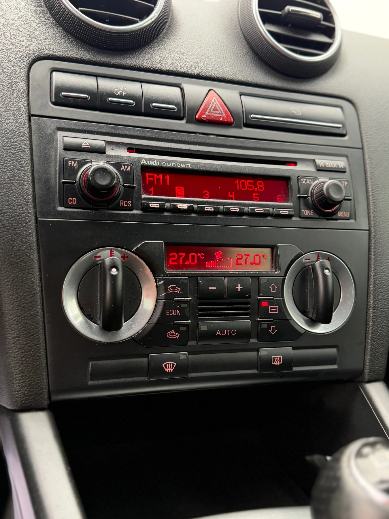 Audi A3 * S-LINE* , снимка 15 - Автомобили и джипове - 56523200