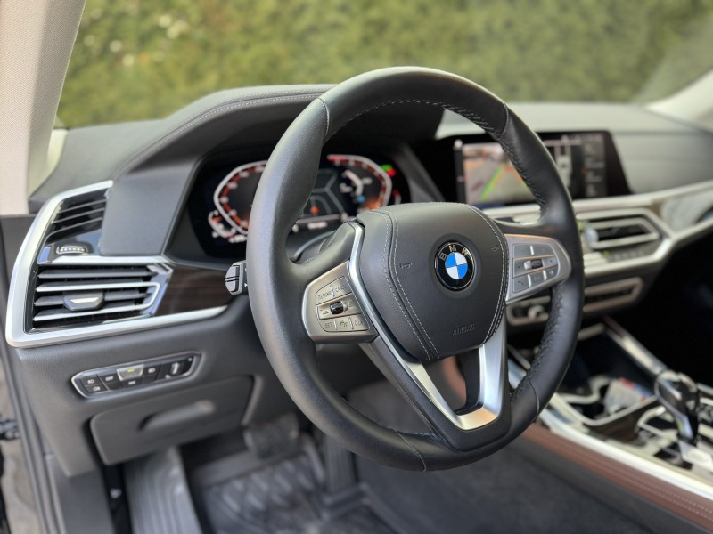 BMW X7 40i хDrive - НАЛИЧЕН, снимка 14 - Автомобили и джипове - 44385140