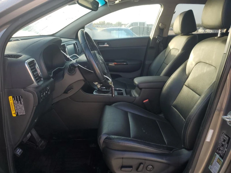 Kia Sportage 2.4/БЕНЗИН/4Х4, снимка 8 - Автомобили и джипове - 49124536