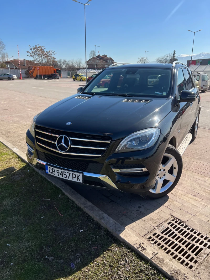 Mercedes-Benz ML 350 Sport, снимка 2 - Автомобили и джипове - 49390752