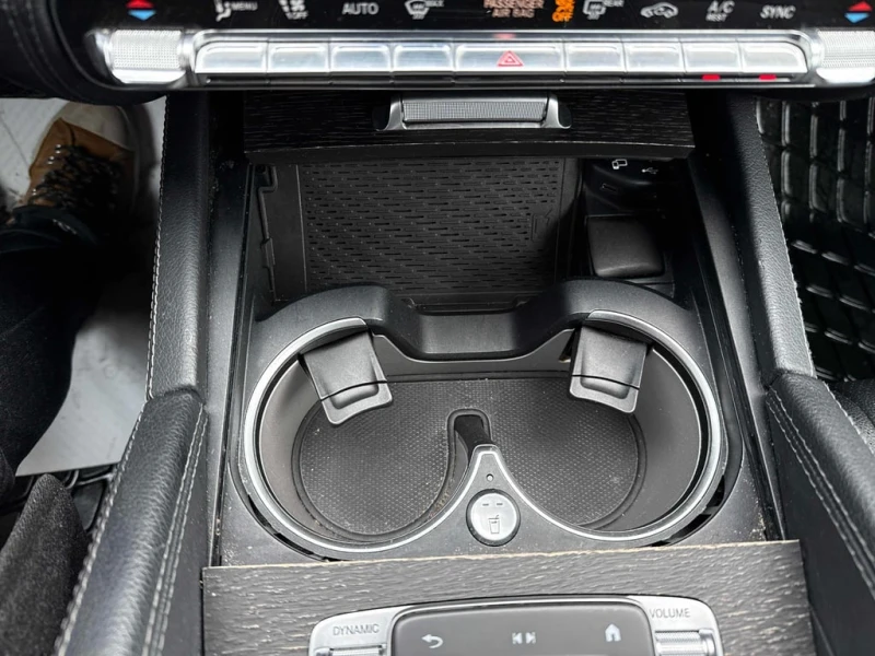 Mercedes-Benz GLE * 350 4MATIC SUV * CARFAX * БЕЗ ПЪРВОНАЧАЛНА ВНОСК, снимка 14 - Автомобили и джипове - 52648240