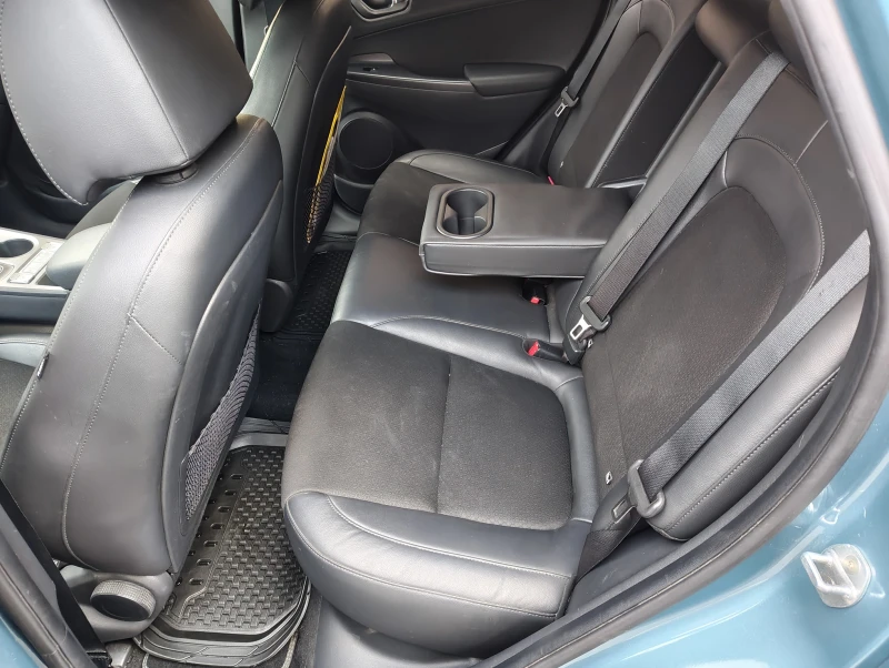 Hyundai Kona 64KWh* SOH 99.7%* BLUE LINK* DISTRONIC* Tермопомпа, снимка 14 - Автомобили и джипове - 53124523