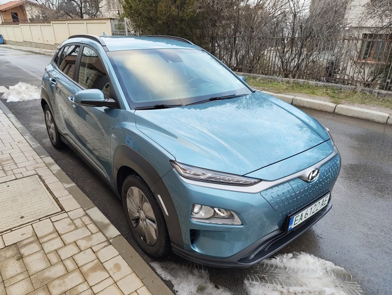 Hyundai Kona 64KWh* SOH 99.7%* BLUE LINK* DISTRONIC* Tермопомпа, снимка 4 - Автомобили и джипове - 53124523