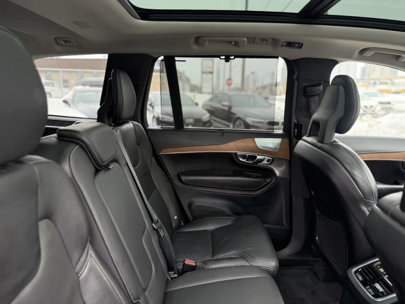 Volvo Xc90 HYBRID* DIGITAL* DISTRONIC* PANO* B&W* ОБДУХ* 7МЕС, снимка 15 - Автомобили и джипове - 53465515