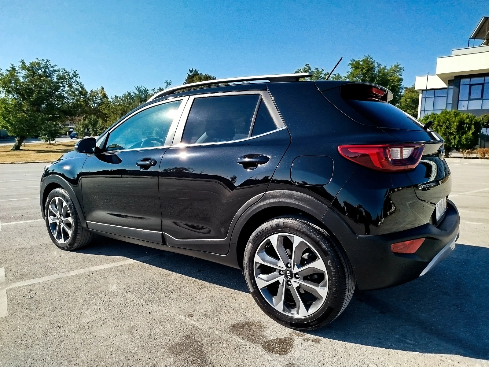 Kia Stonic 1.6 CRDi Style FULL НАВИ КАМЕРА КОЖА - изображение 6