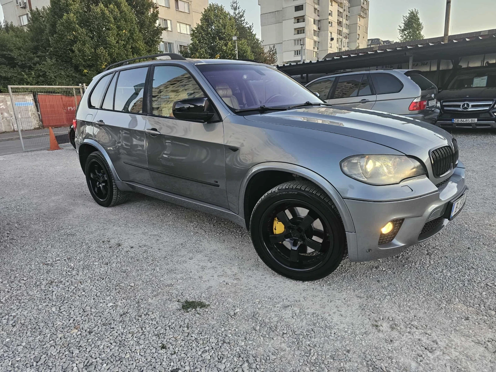 BMW X5 4.8i M - изображение 4