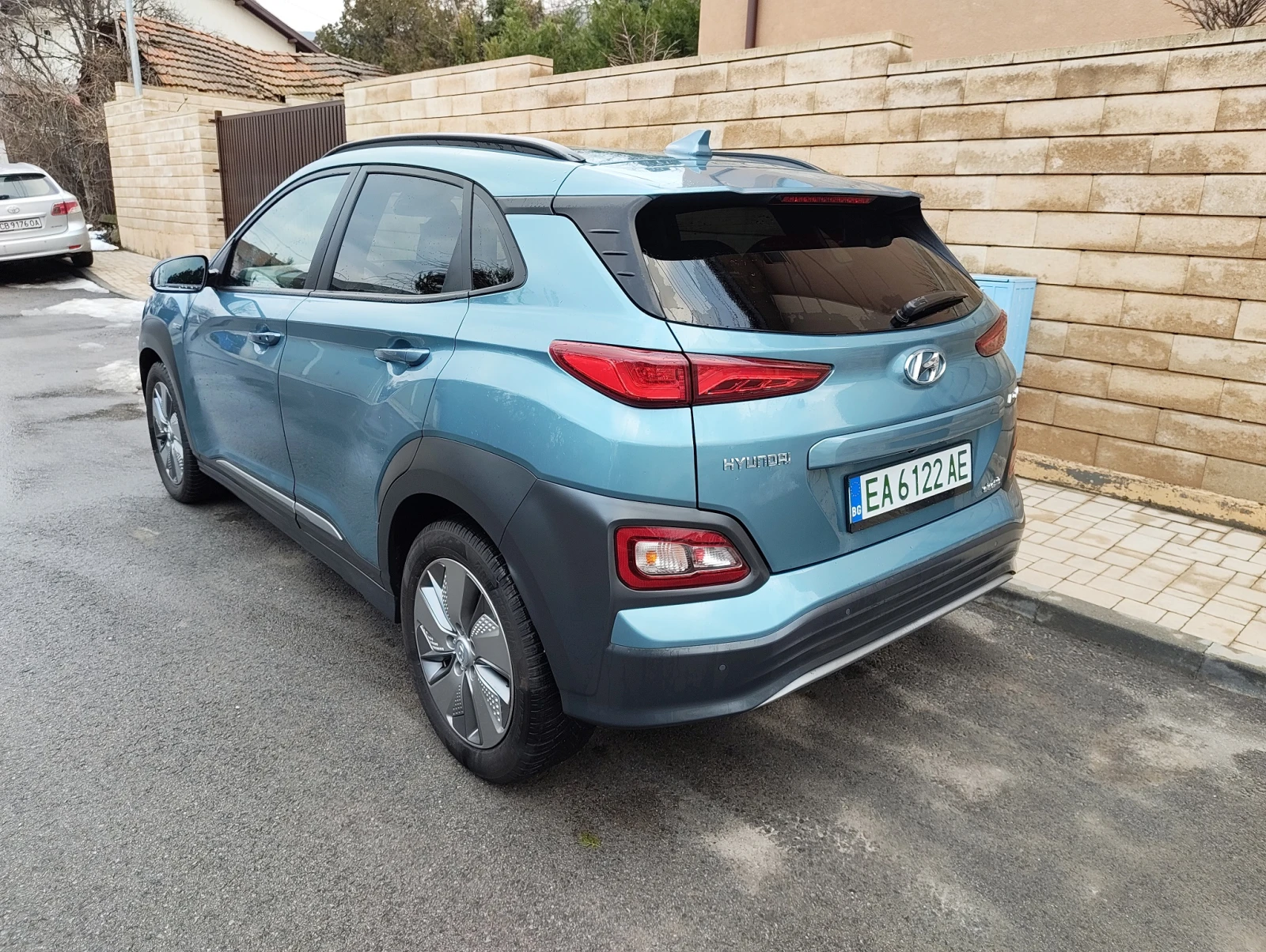 Hyundai Kona 64KWh* SOH 99.7%* BLUE LINK* DISTRONIC* Tермопомпа - изображение 2