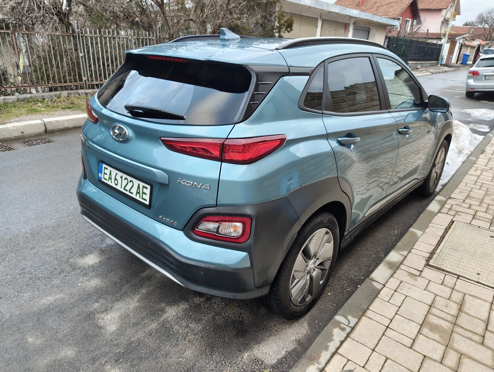 Hyundai Kona 64KWh* SOH 99.7%* BLUE LINK* DISTRONIC* Tермопомпа - изображение 3