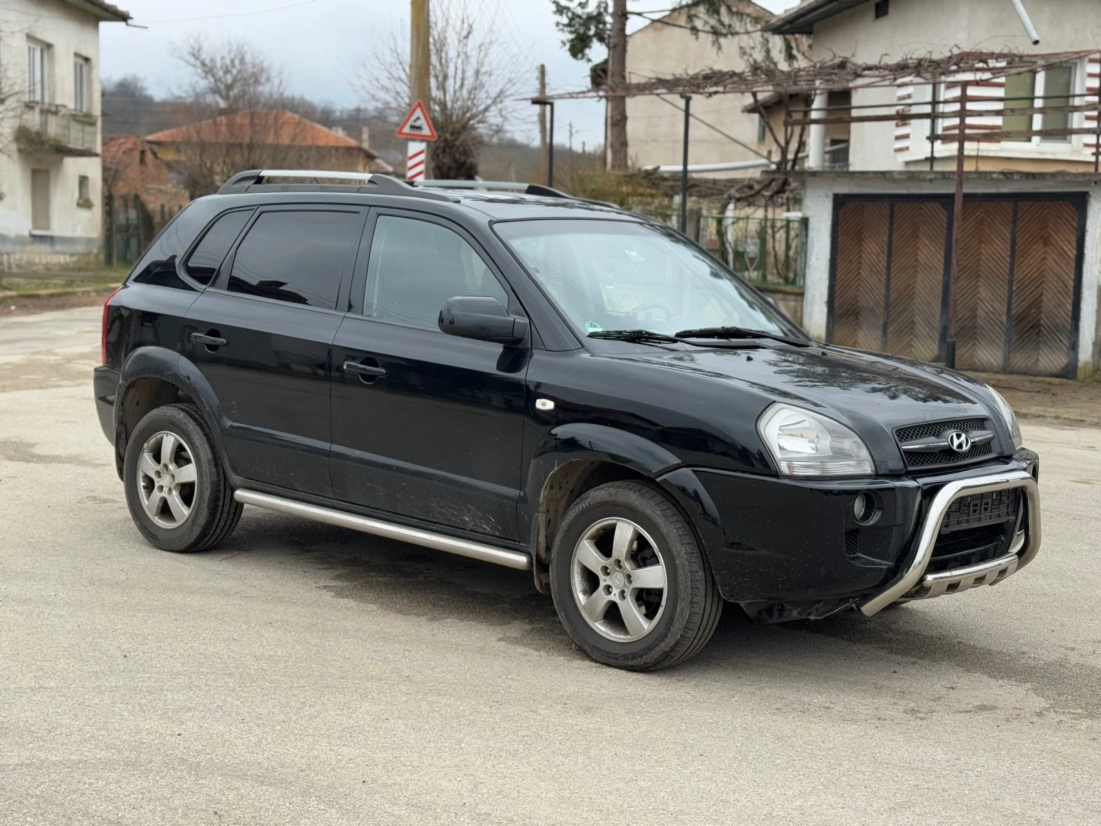Hyundai Tucson 2.0i* Климатроник* , снимка 5 - Автомобили и джипове - 53951512