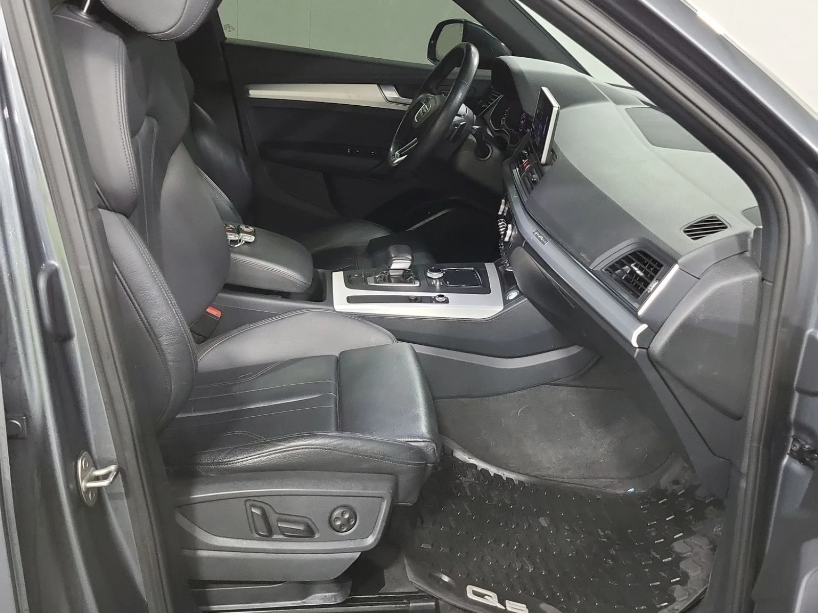 Audi Q5 Progressiv S-line* Pan/Roof* Apple carplay* Keyles | Mobile.bg � ����������� 17