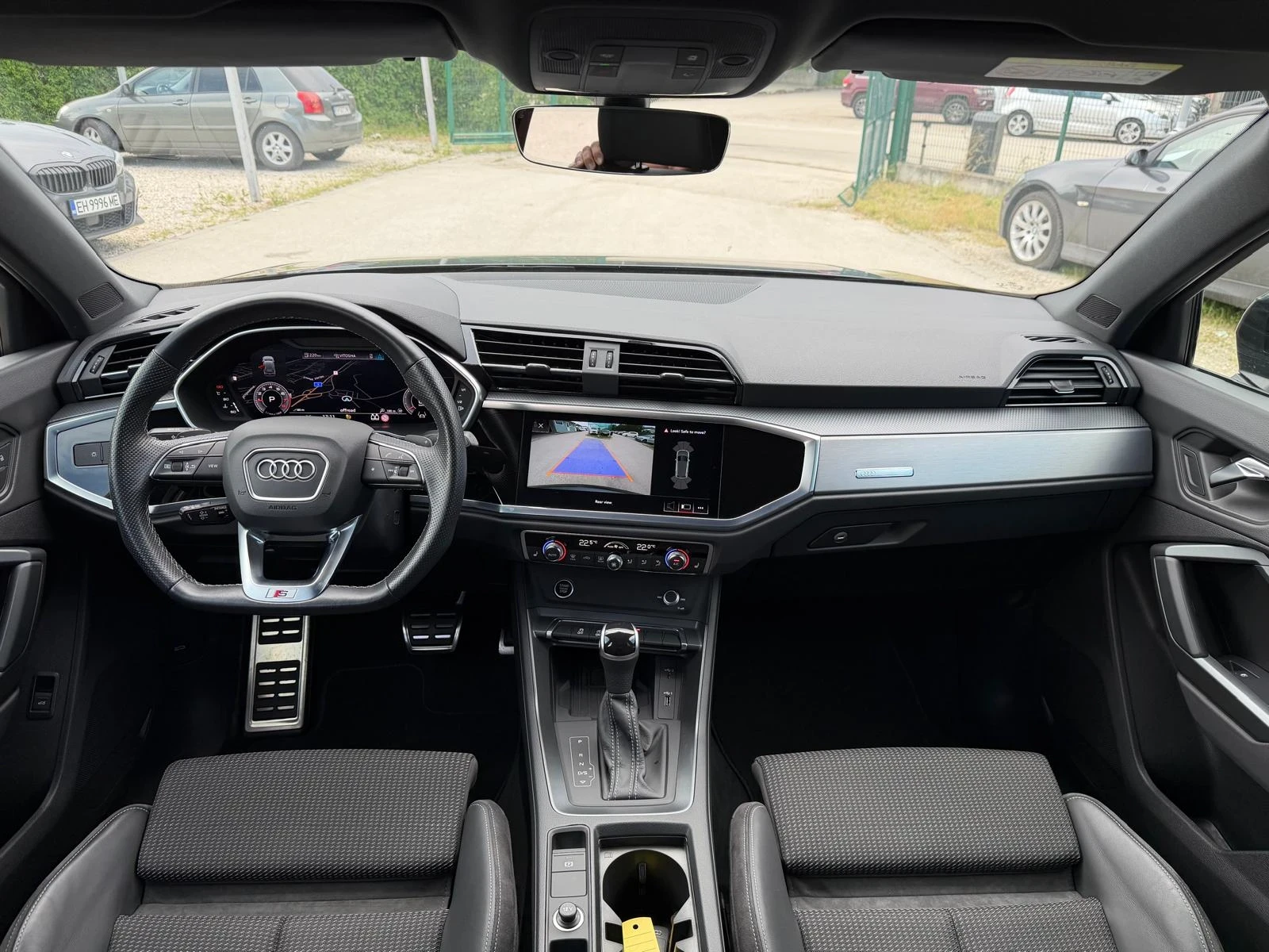 Audi Q3 35TFSI MHEV S Line+ ШВЕЙЦАРИЯ+ Virtual, снимка 9 - Автомобили и джипове - 54526659