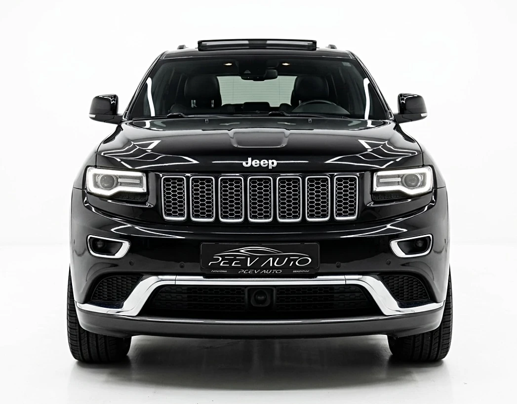 Jeep Grand cherokee SUMMIT#PANORAMA#OBDUH#PODGREV#KEYLESS#360 CAMERA, снимка 2 - Автомобили и джипове - 54578651