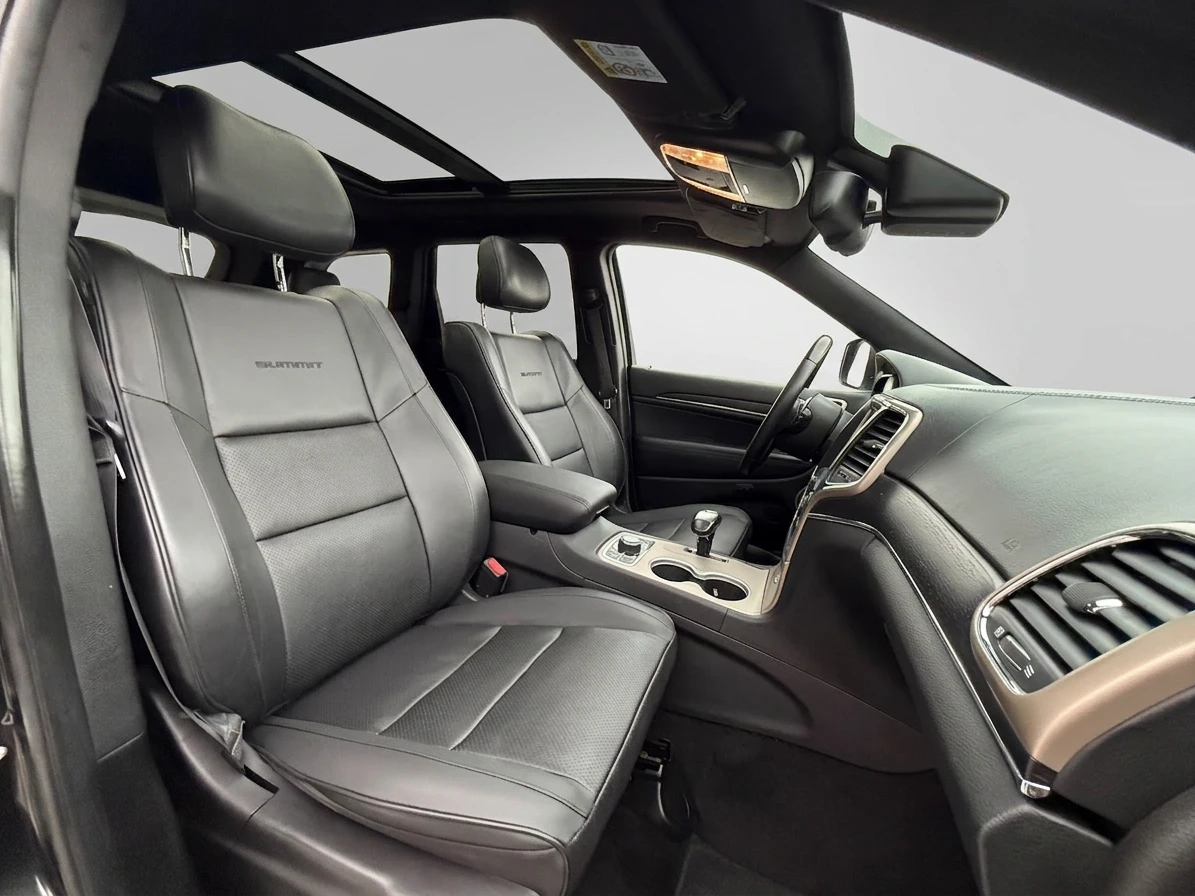 Jeep Grand cherokee SUMMIT#PANORAMA#OBDUH#PODGREV#KEYLESS#360 CAMERA, снимка 13 - Автомобили и джипове - 54578651