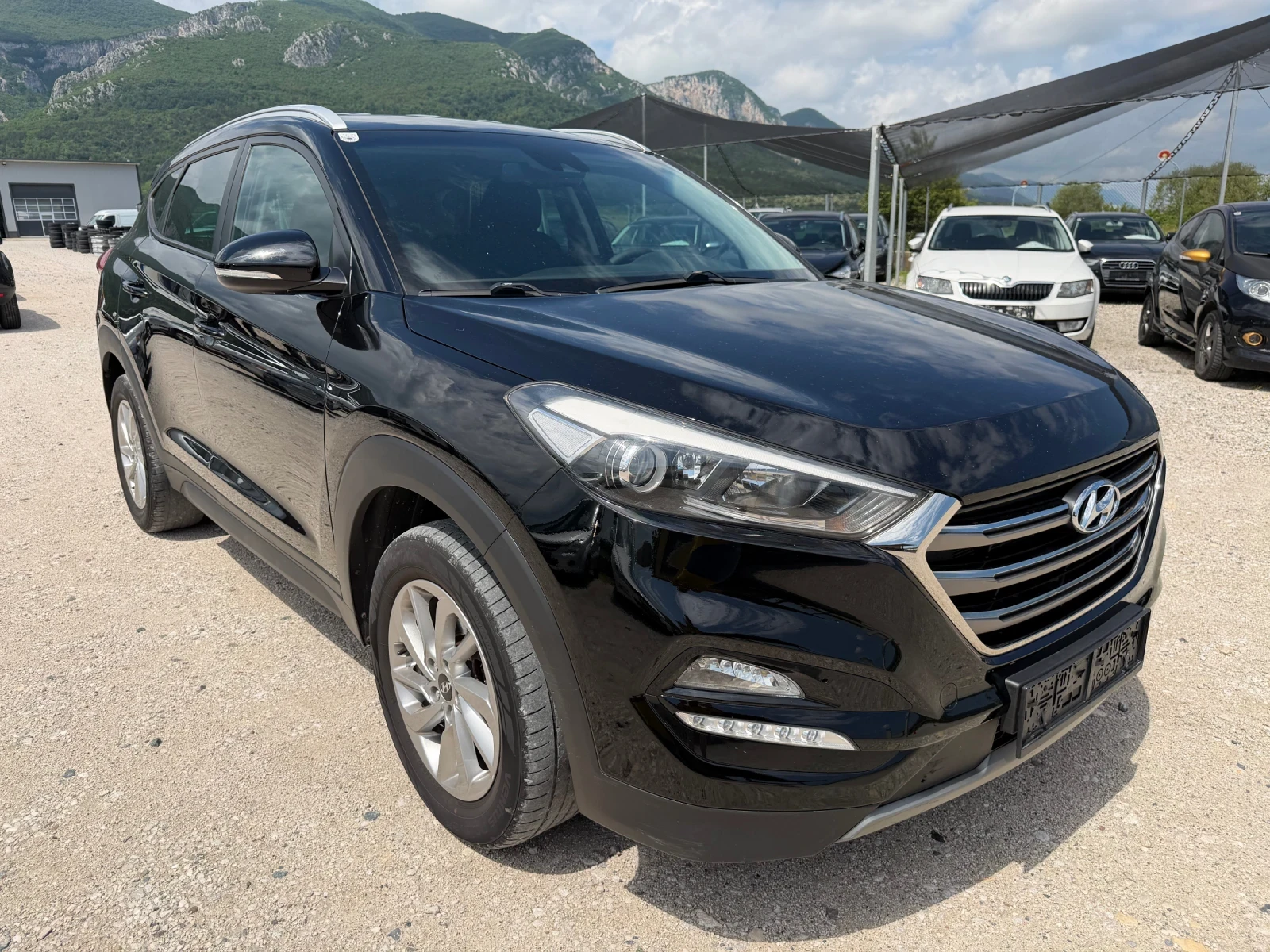 Hyundai Tucson 1.7/116кс 2WD EVRO6 150000км Сервизни документи, снимка 3 - Автомобили и джипове - 54808139