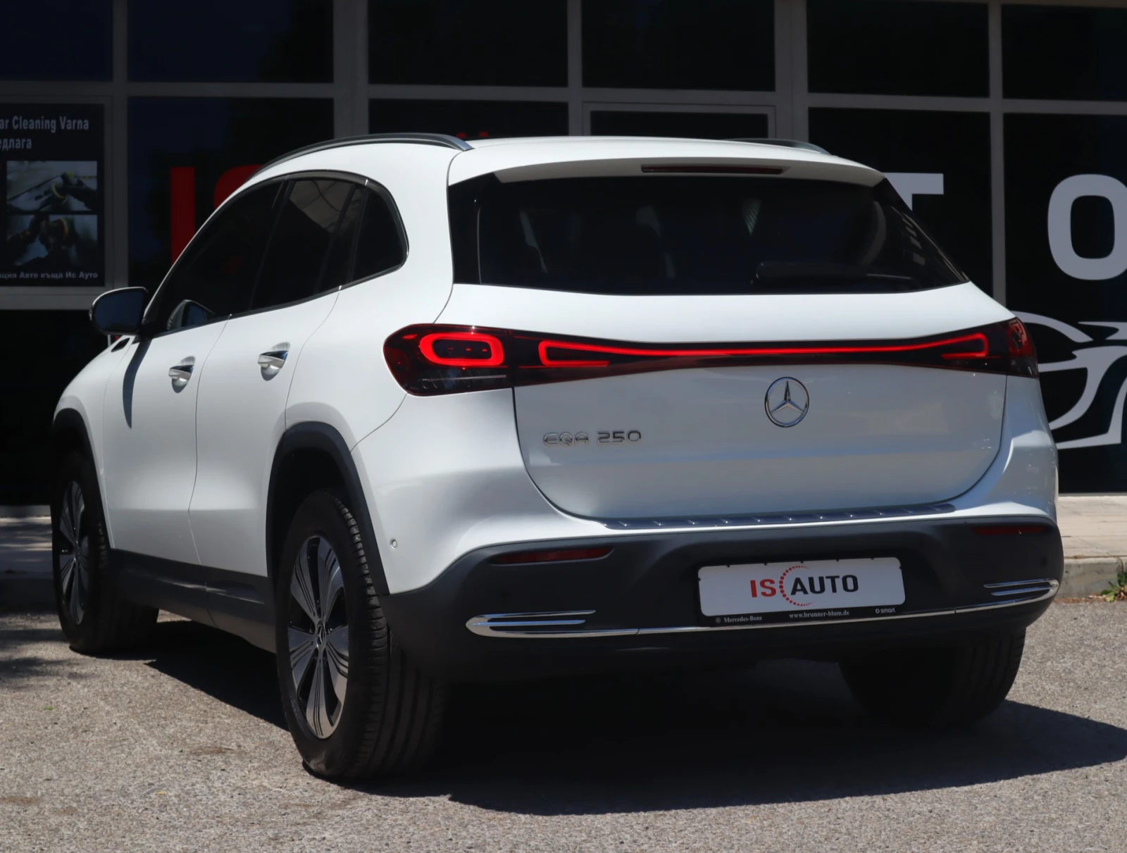 Mercedes-Benz EQA 250/Burmester/������ 360/Lane Assist/Blind Assist/ | Mobile.bg � ����������� 4