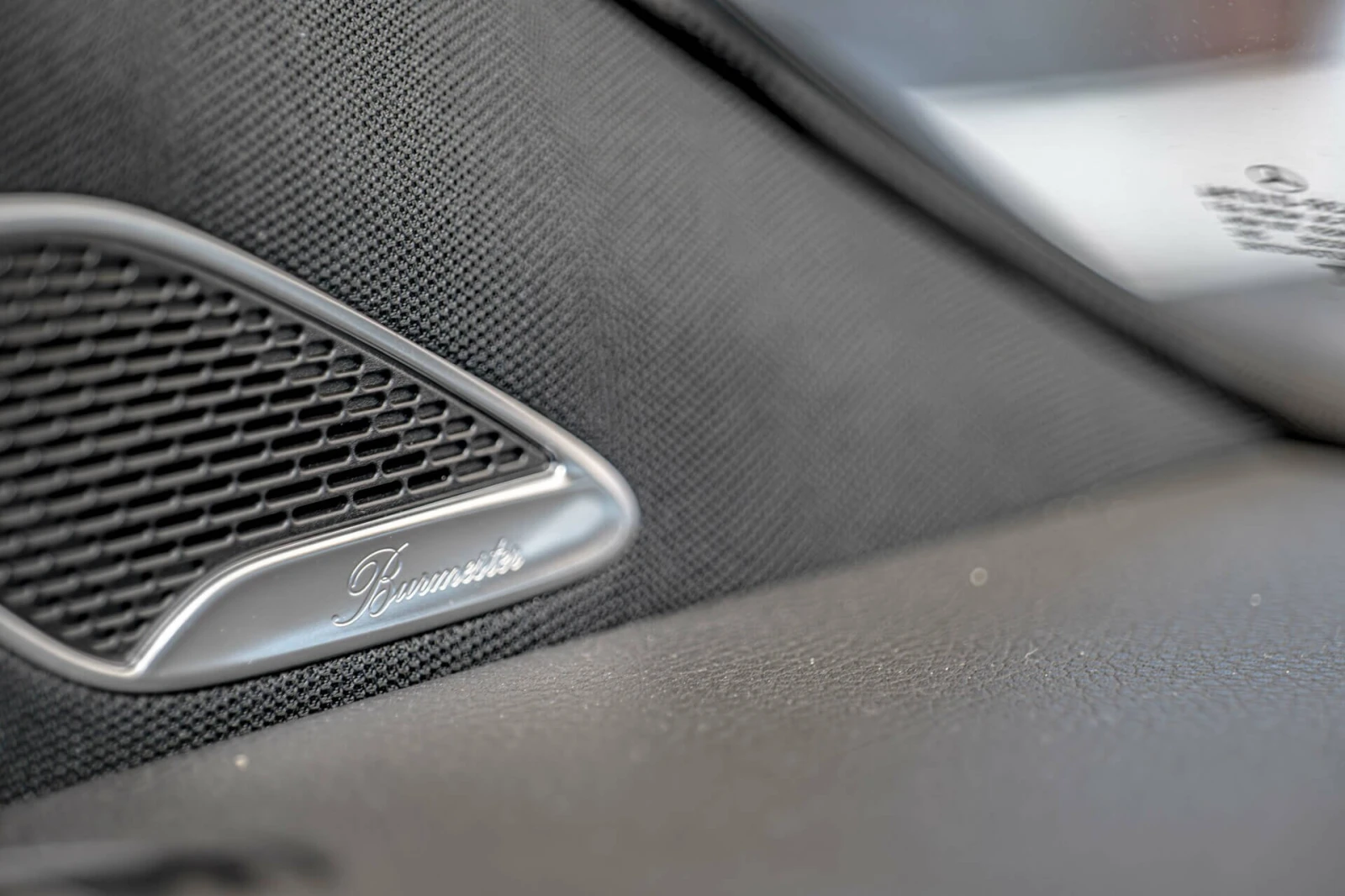 Mercedes-Benz EQA 250/Burmester/Камера 360/Lane Assist/Blind Assist/, снимка 11 - Автомобили и джипове - 55078811