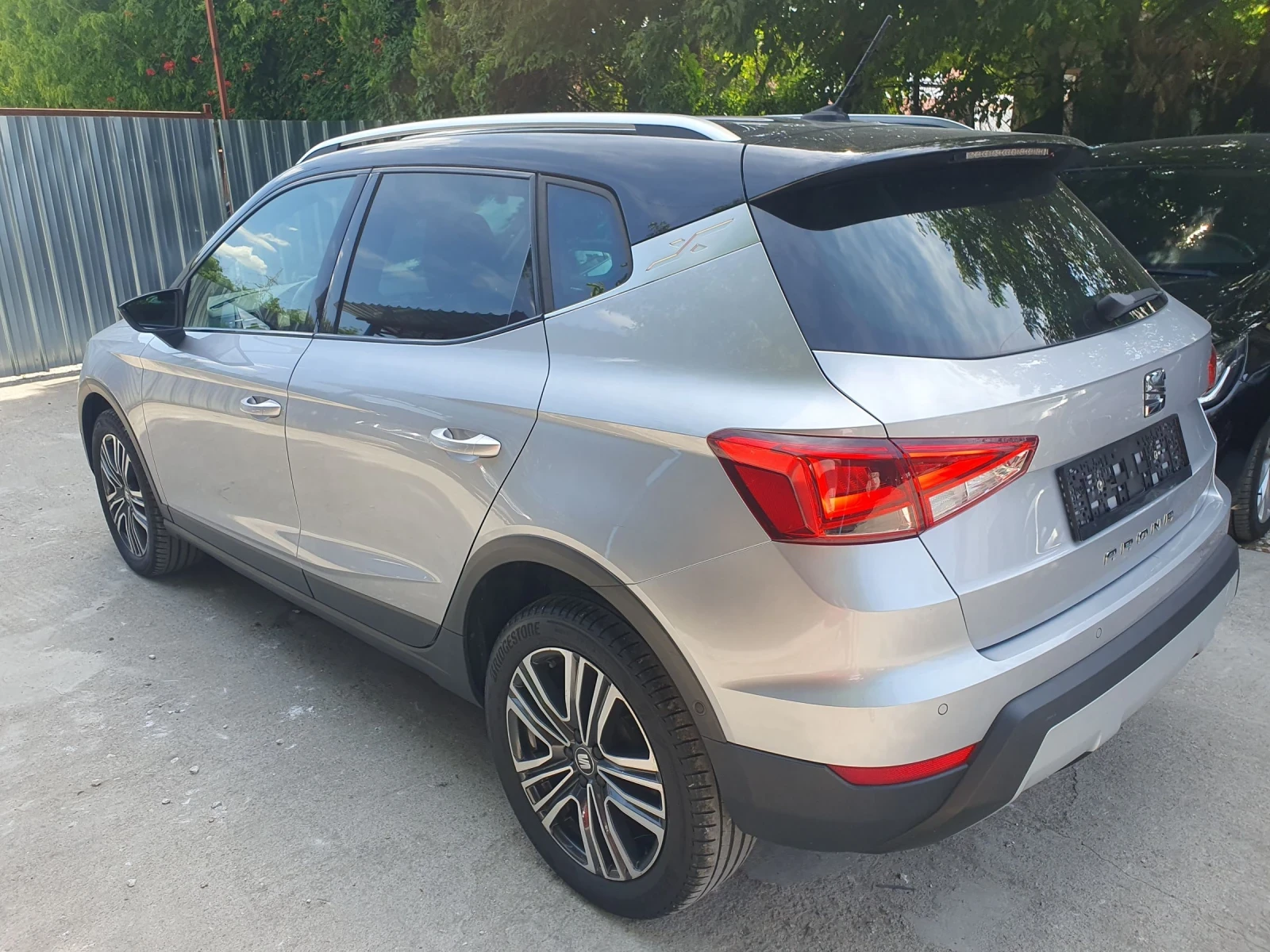 Seat Arona 1.6 TDI AUT NAVI KAMERA DIGITAL , снимка 4 - Автомобили и джипове - 55206129