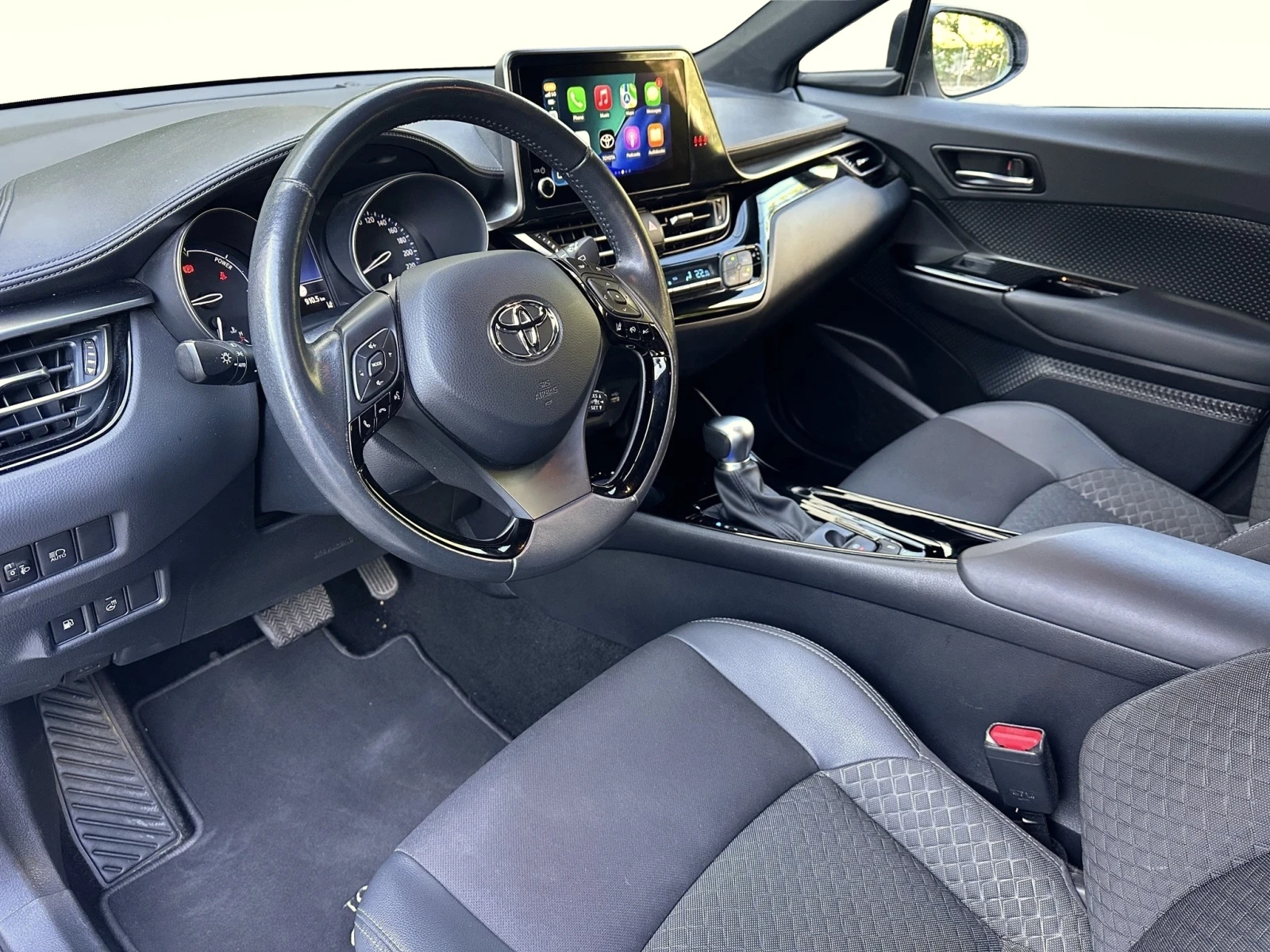 Toyota C-HR Лизинг: 290 евро / месец, снимка 8 - Автомобили и джипове - 55534117