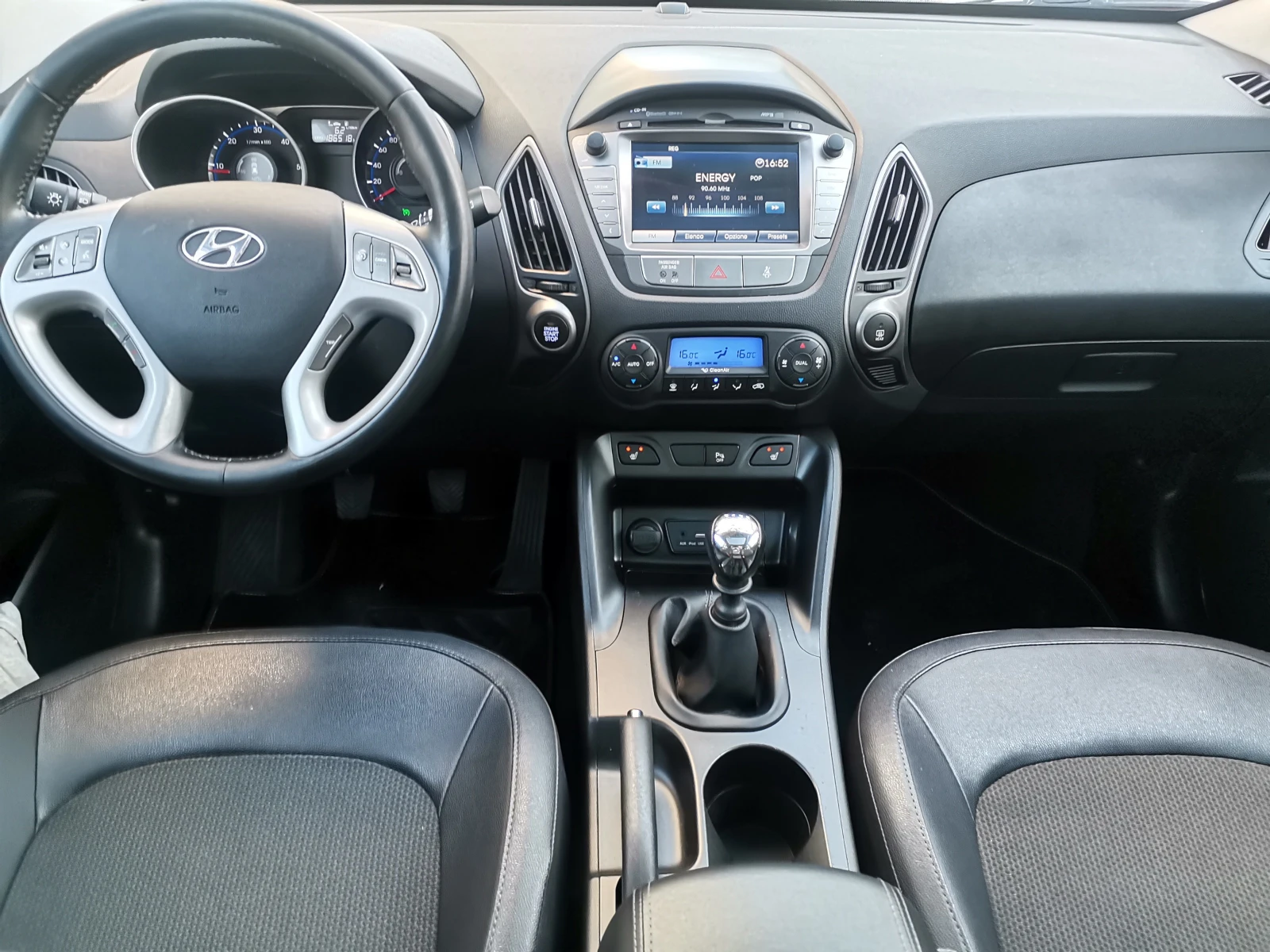 Hyundai IX35 1, 7cdti фейс/панорама, снимка 15 - Автомобили и джипове - 55682493