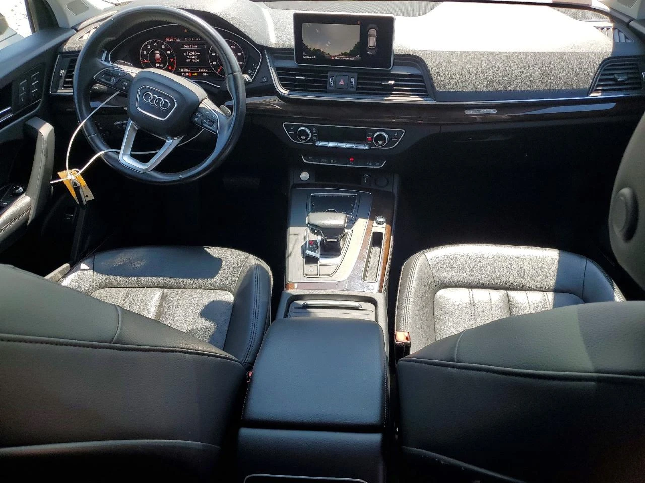 Audi Q5 2.0l Premium Plus, снимка 8 - Автомобили и джипове - 55956657