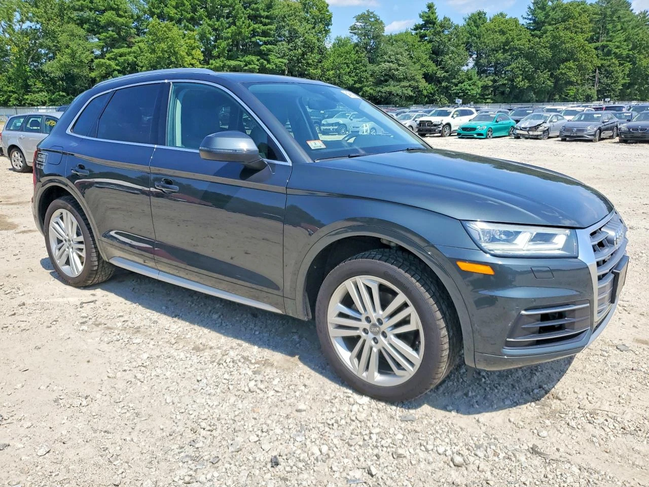 Audi Q5 2.0l Premium Plus, снимка 4 - Автомобили и джипове - 55956657