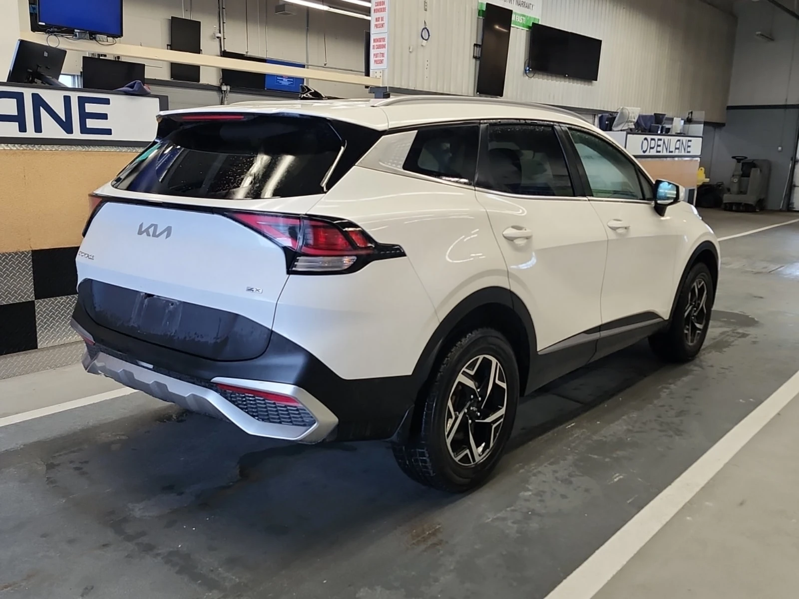 Kia Sportage * LX * АВТОКРЕДИТ БЕЗ ПЪРВОНАЧАЛНА ВНОСКА, снимка 3 - Автомобили и джипове - 56082122