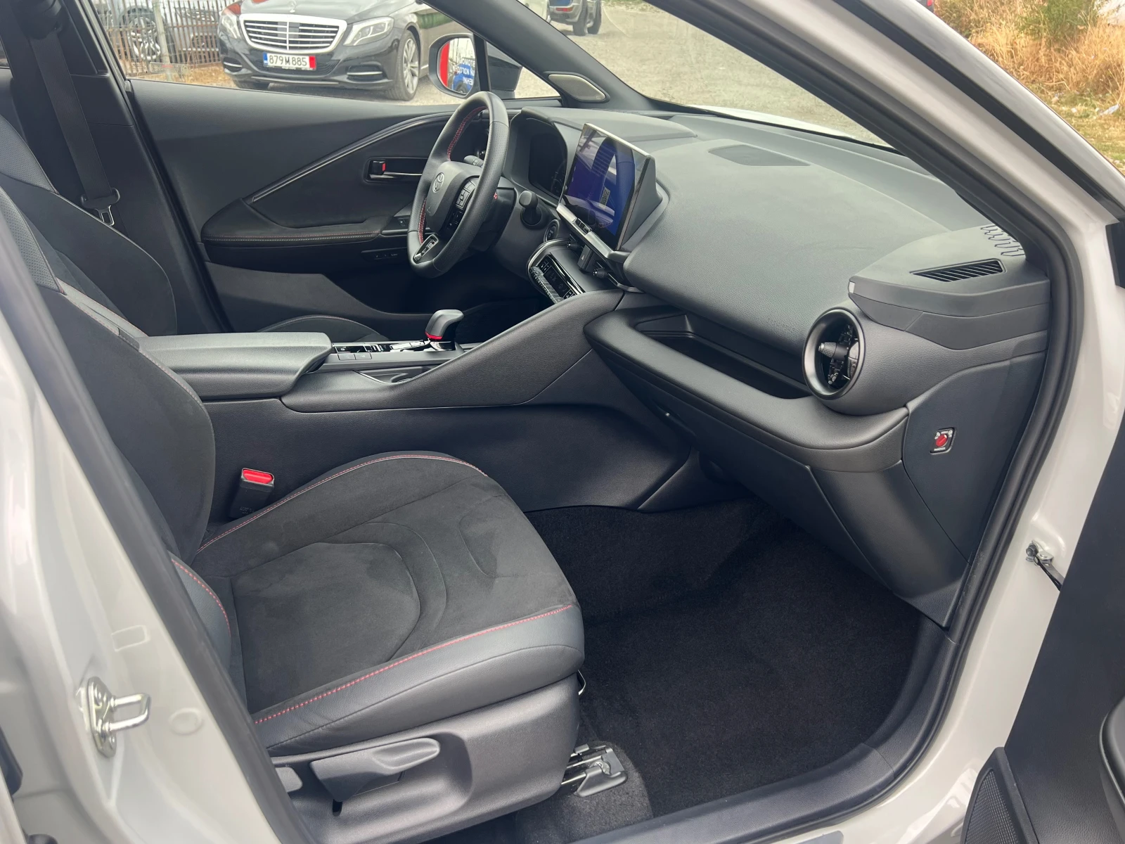 Toyota C-HR GR SPORT AWD 2.0 HYBRID GERMANY, снимка 17 - Автомобили и джипове - 56083418