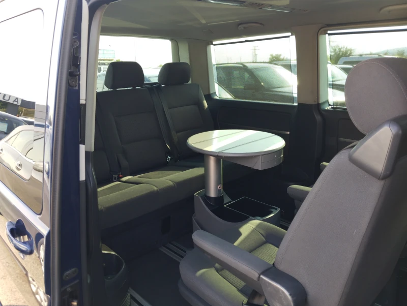 VW Multivan 2.5TDI-Klima-Multivan, снимка 10 - Бусове и автобуси - 51031864
