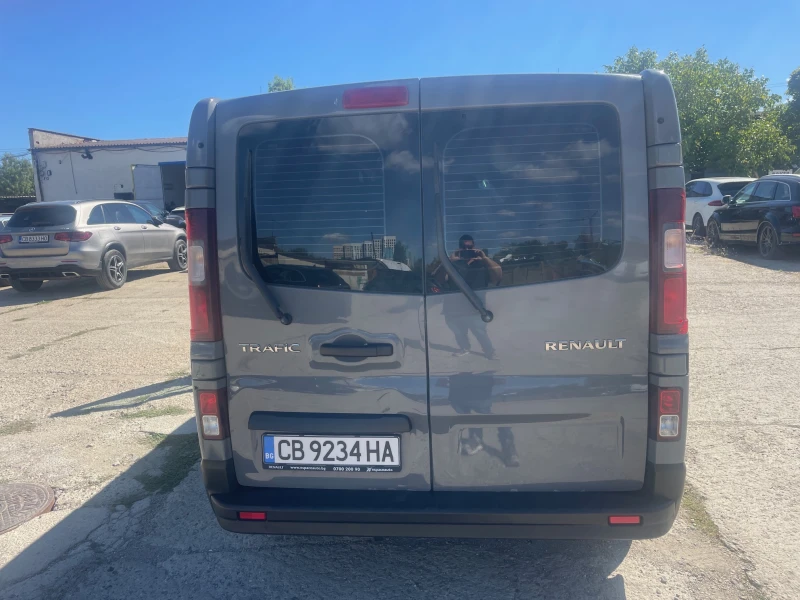 Renault Trafic L2 H1 1.6CDTI, снимка 5 - Бусове и автобуси - 52520213