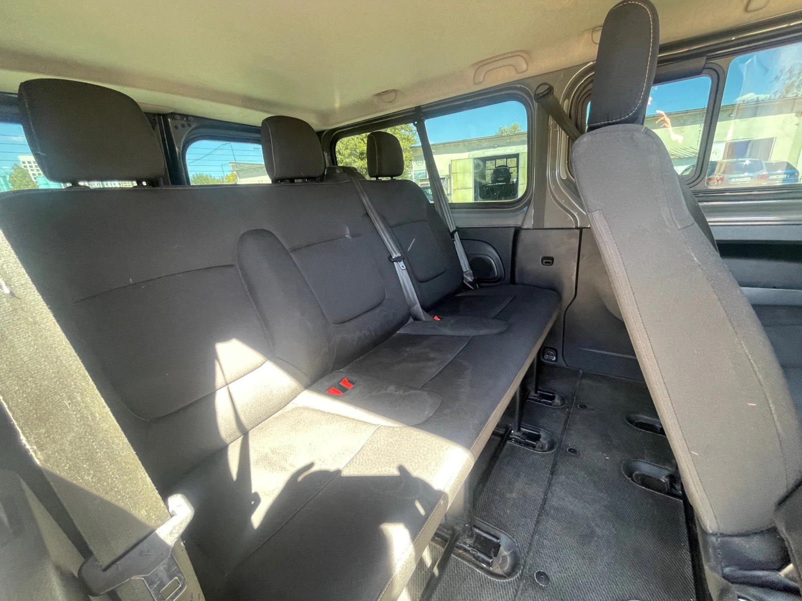 Renault Trafic L2 H1 1.6CDTI - изображение 10
