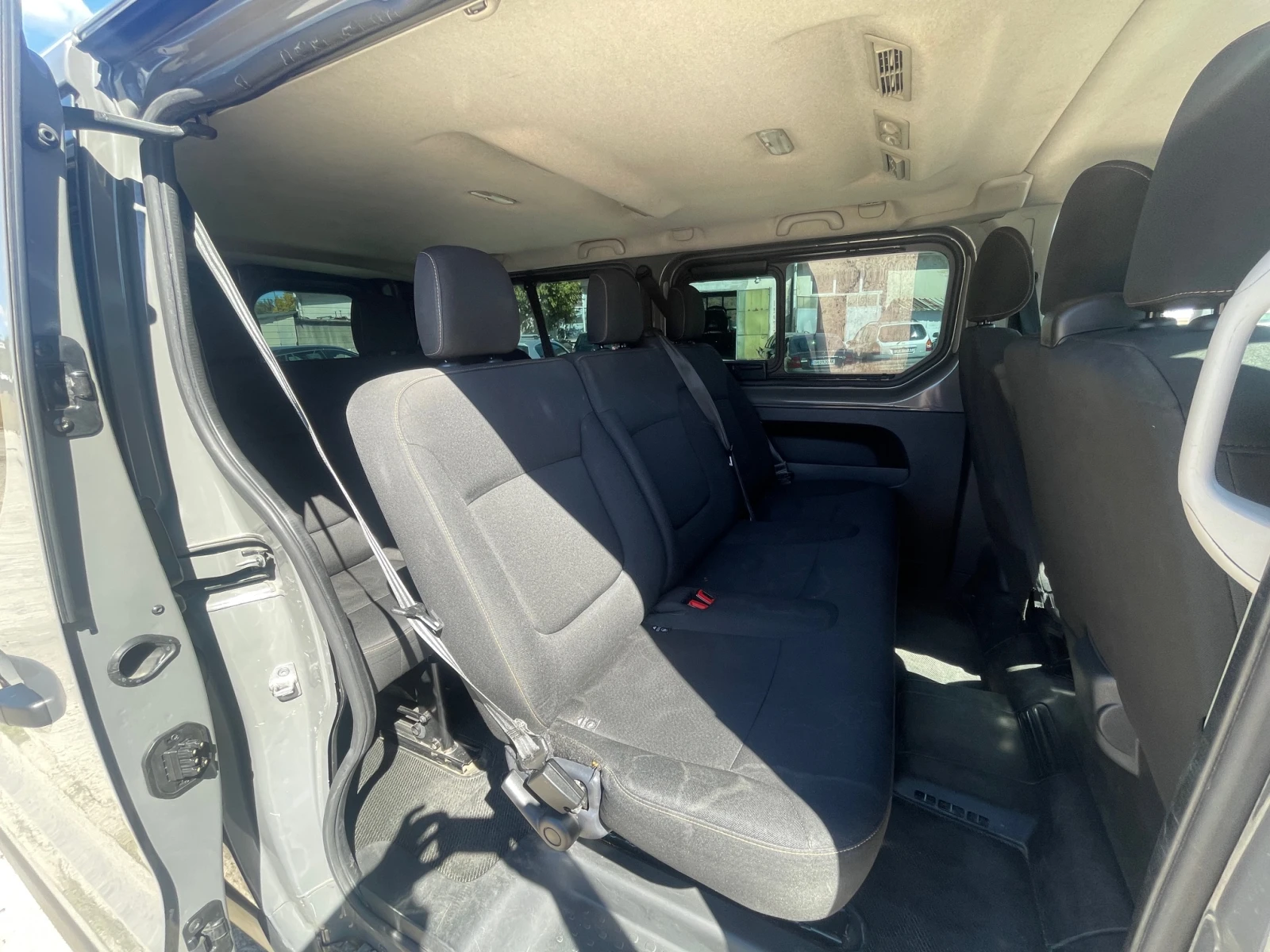 Renault Trafic L2 H1 1.6CDTI - изображение 9