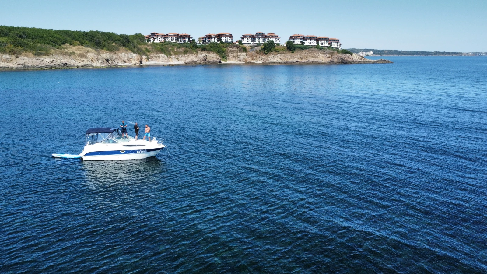 Моторна яхта Bayliner 245 sb, снимка 14 - Воден транспорт - 54938165
