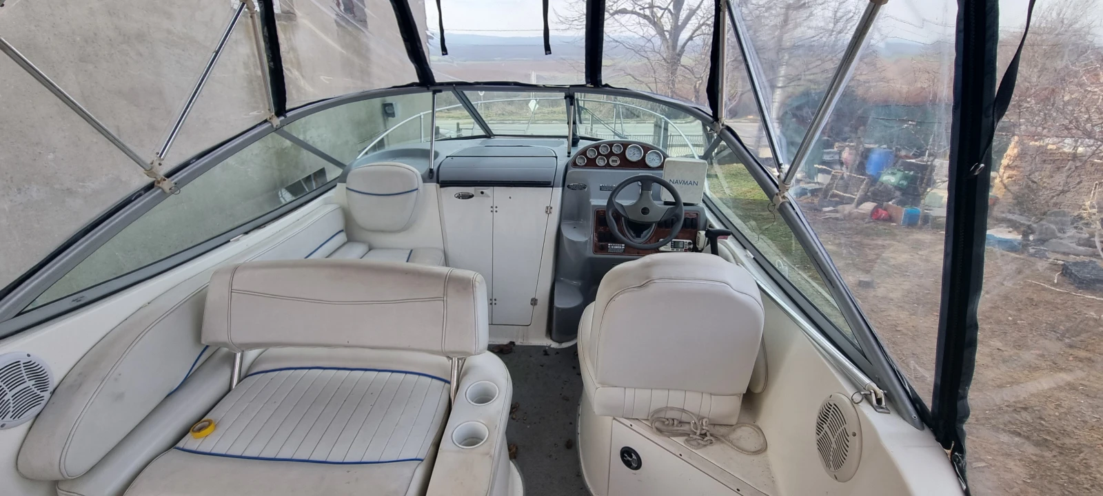 Моторна яхта Bayliner 245 sb, снимка 8 - Воден транспорт - 54938165