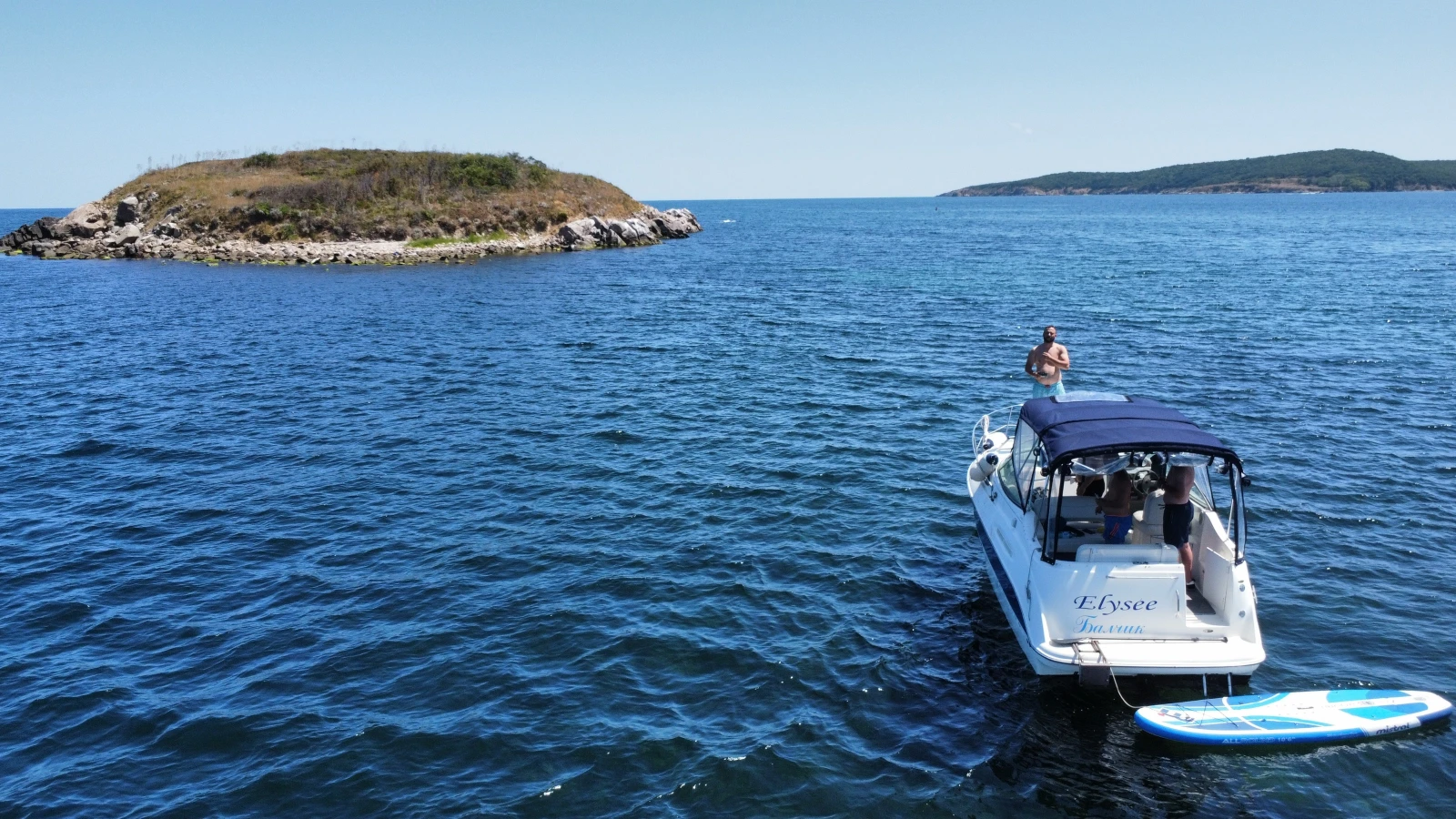 Моторна яхта Bayliner 245 sb, снимка 15 - Воден транспорт - 54938165