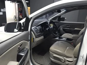 Kia Carnival 9-Seater Luxury, снимка 10